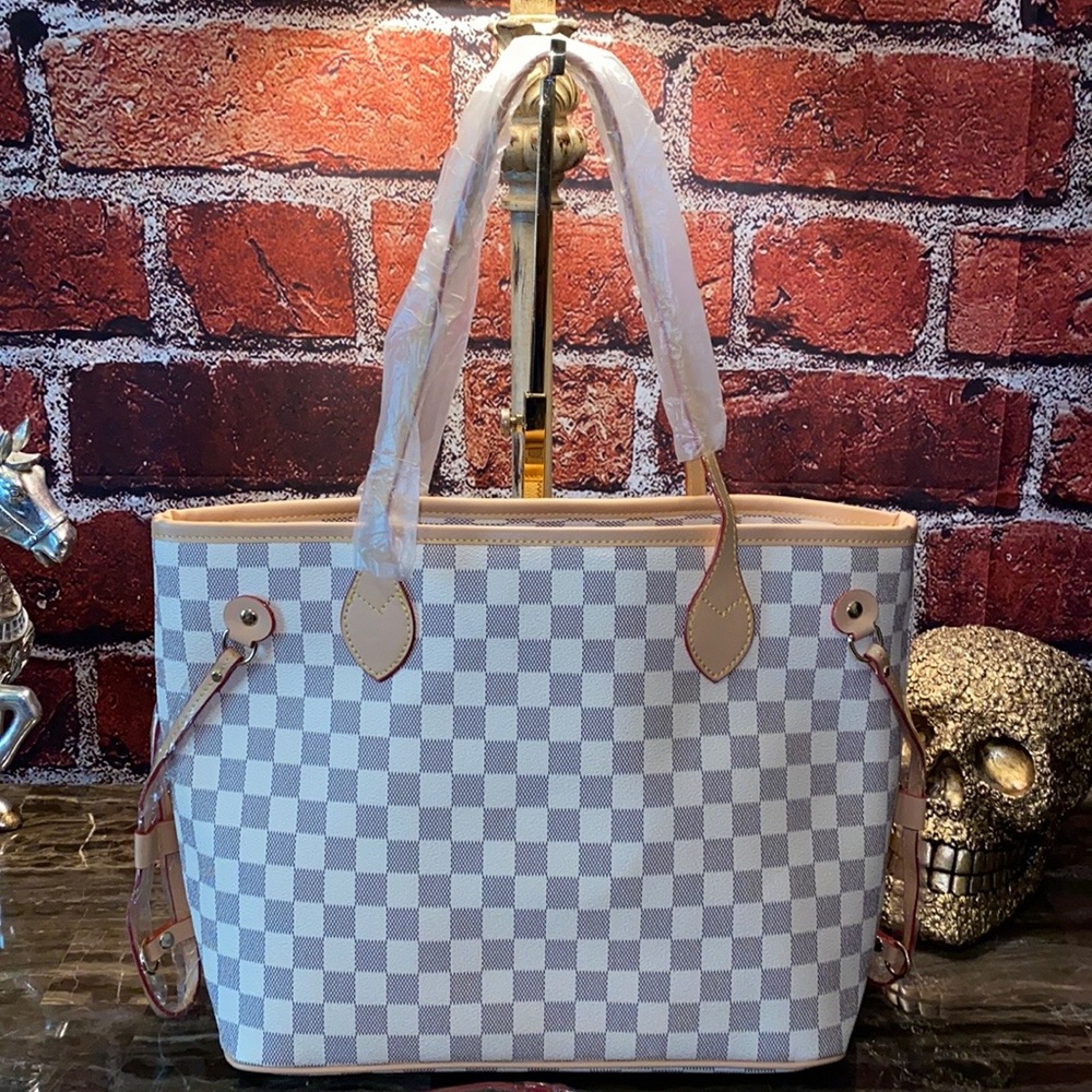 White Checkered Tote Bag - Picture 2 of 4